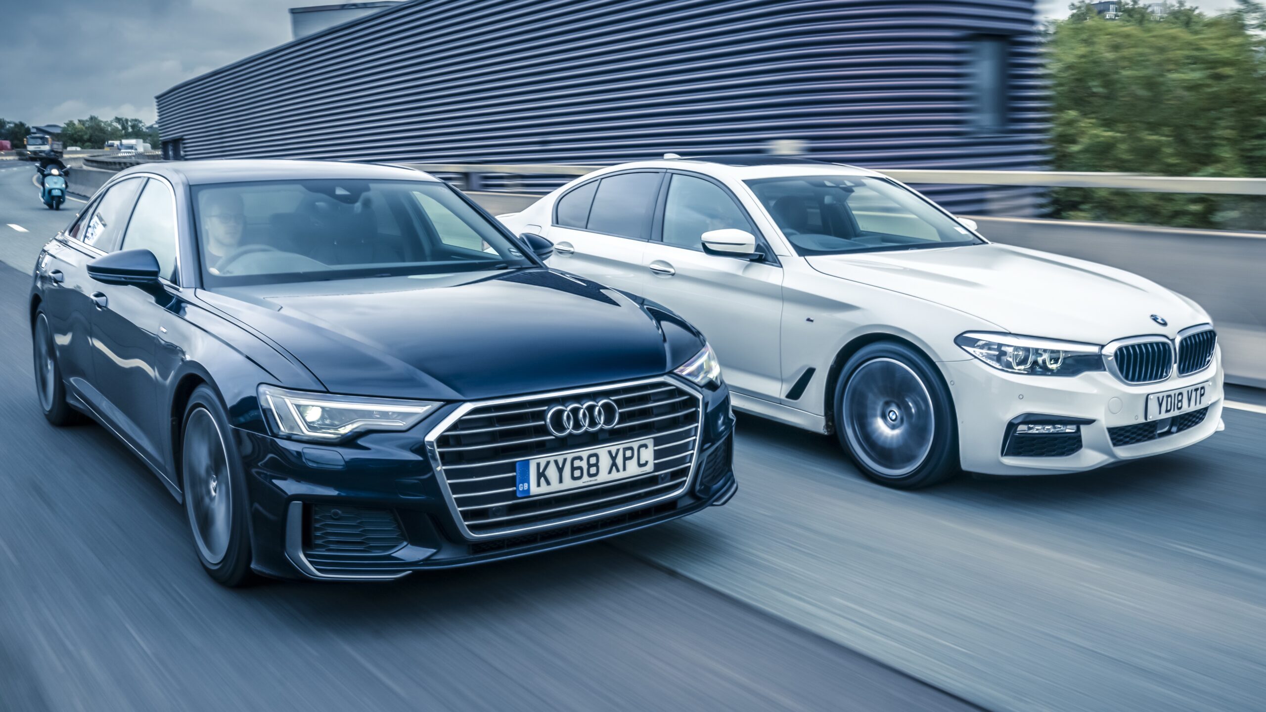 Audi A6 of BMW 5 Serie zakelijk: onderhoud & restwaarde