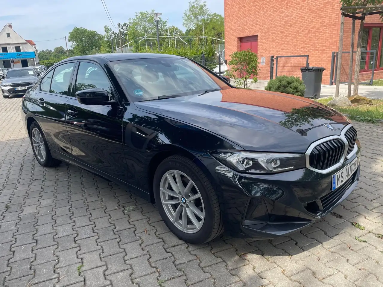 BMW 320
