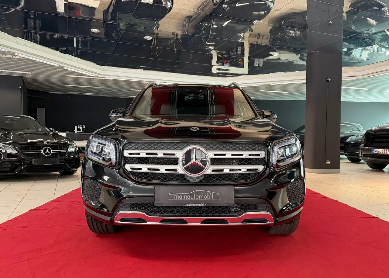 Mercedes-Benz GLB 200
