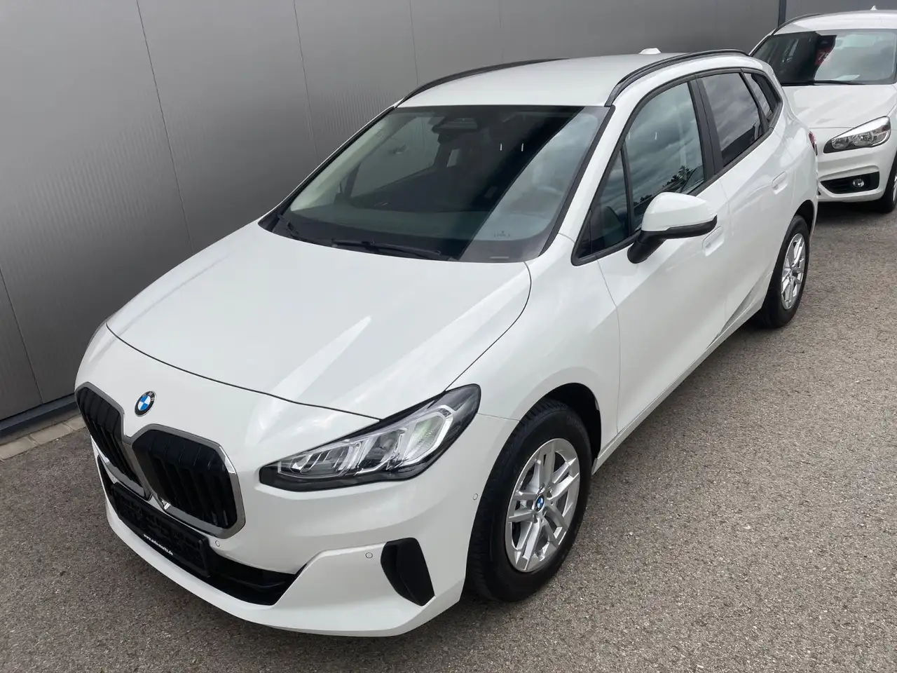 BMW 218