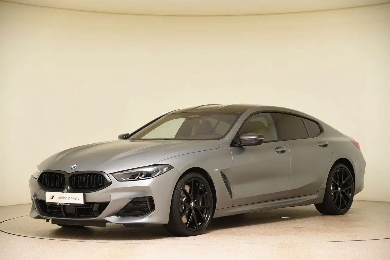 BMW 840