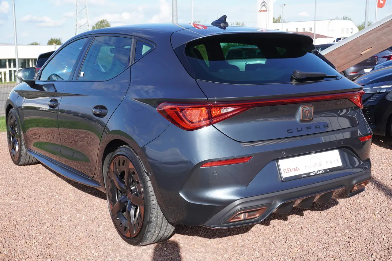 CUPRA Leon