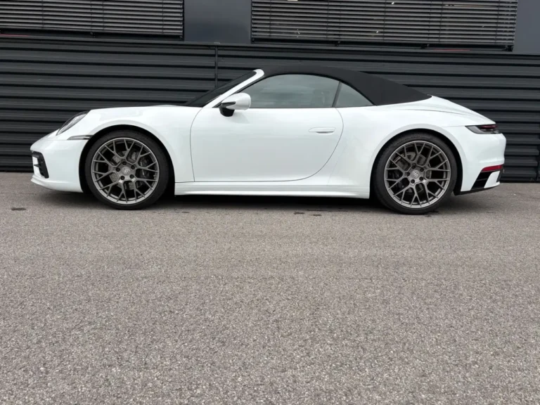 Porsche 992