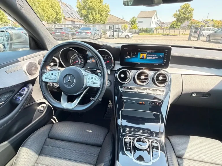 Mercedes-Benz C 400
