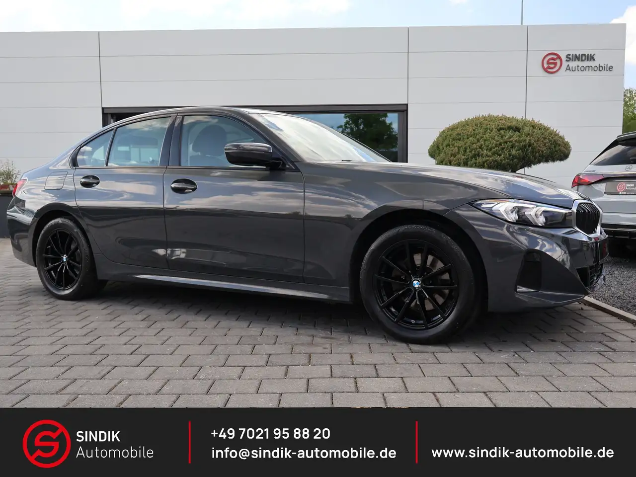 BMW 320
