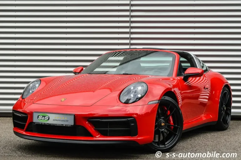 Porsche 992