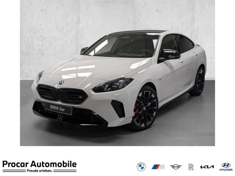 BMW 235