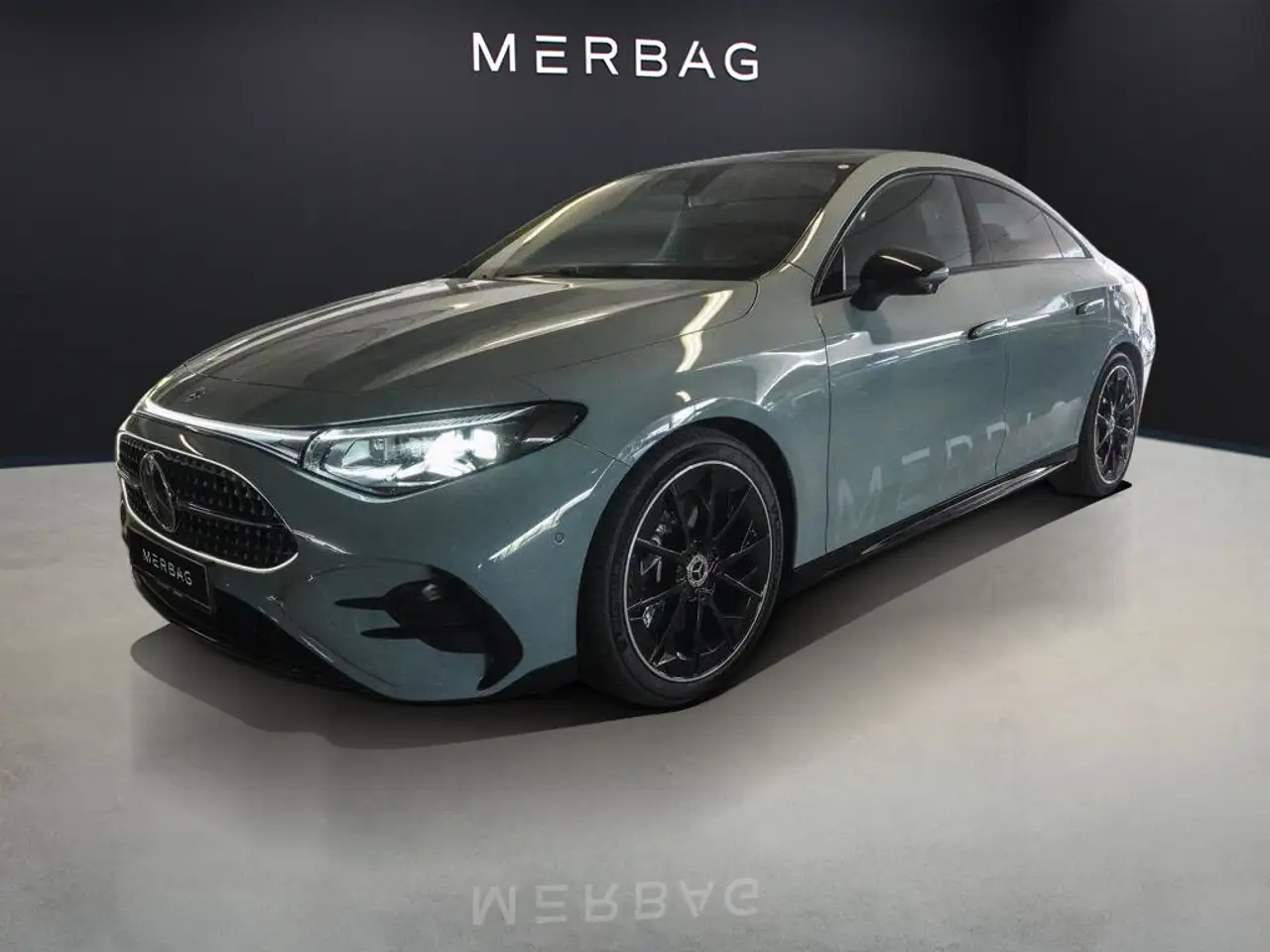 Mercedes-Benz CLA 200