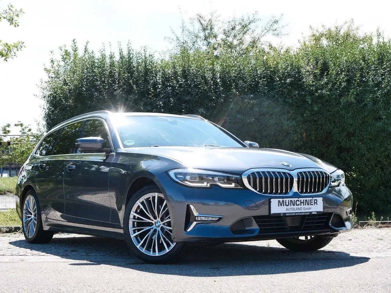 BMW 320