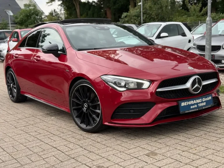 Mercedes-Benz CLA 200