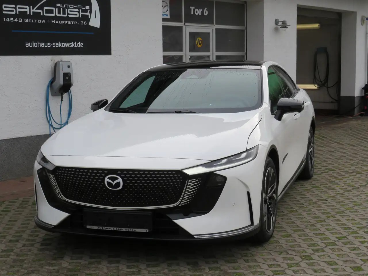 Mazda 6e