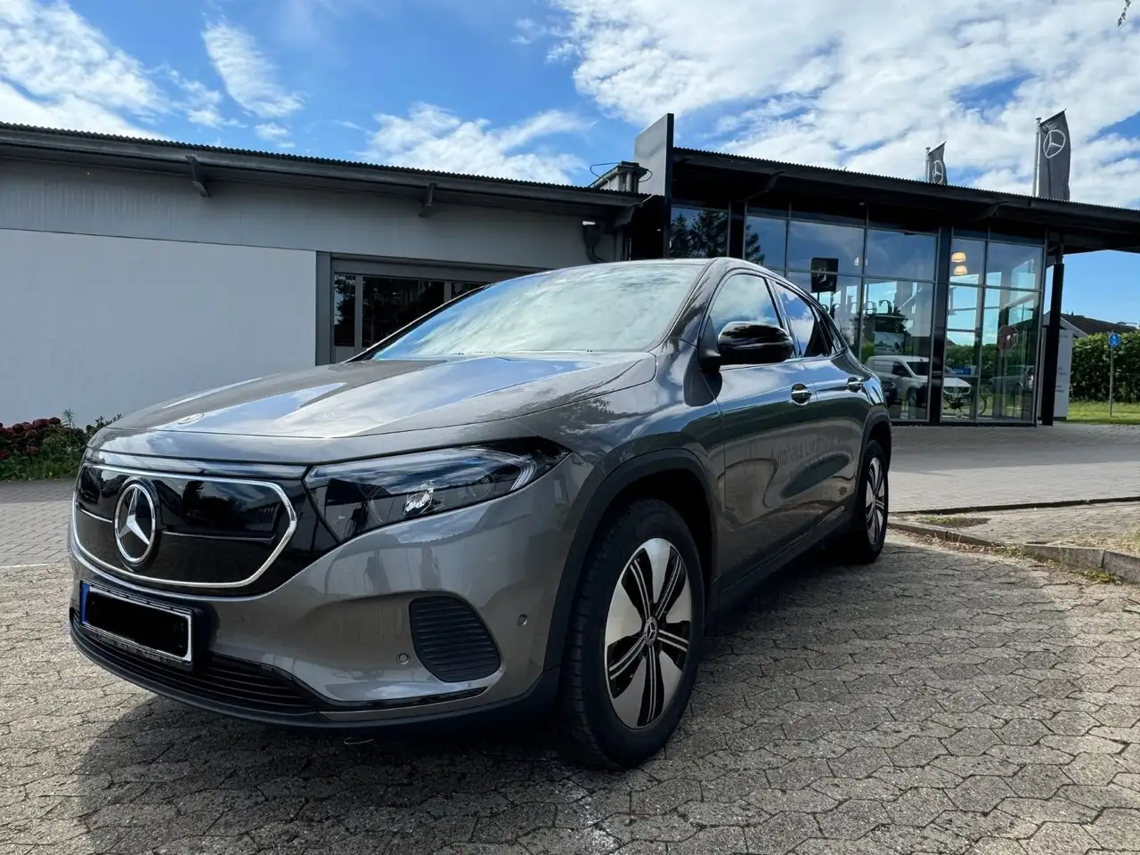 Mercedes-Benz EQA 250