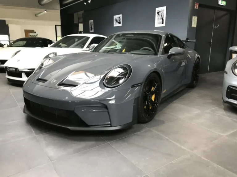 Porsche 992