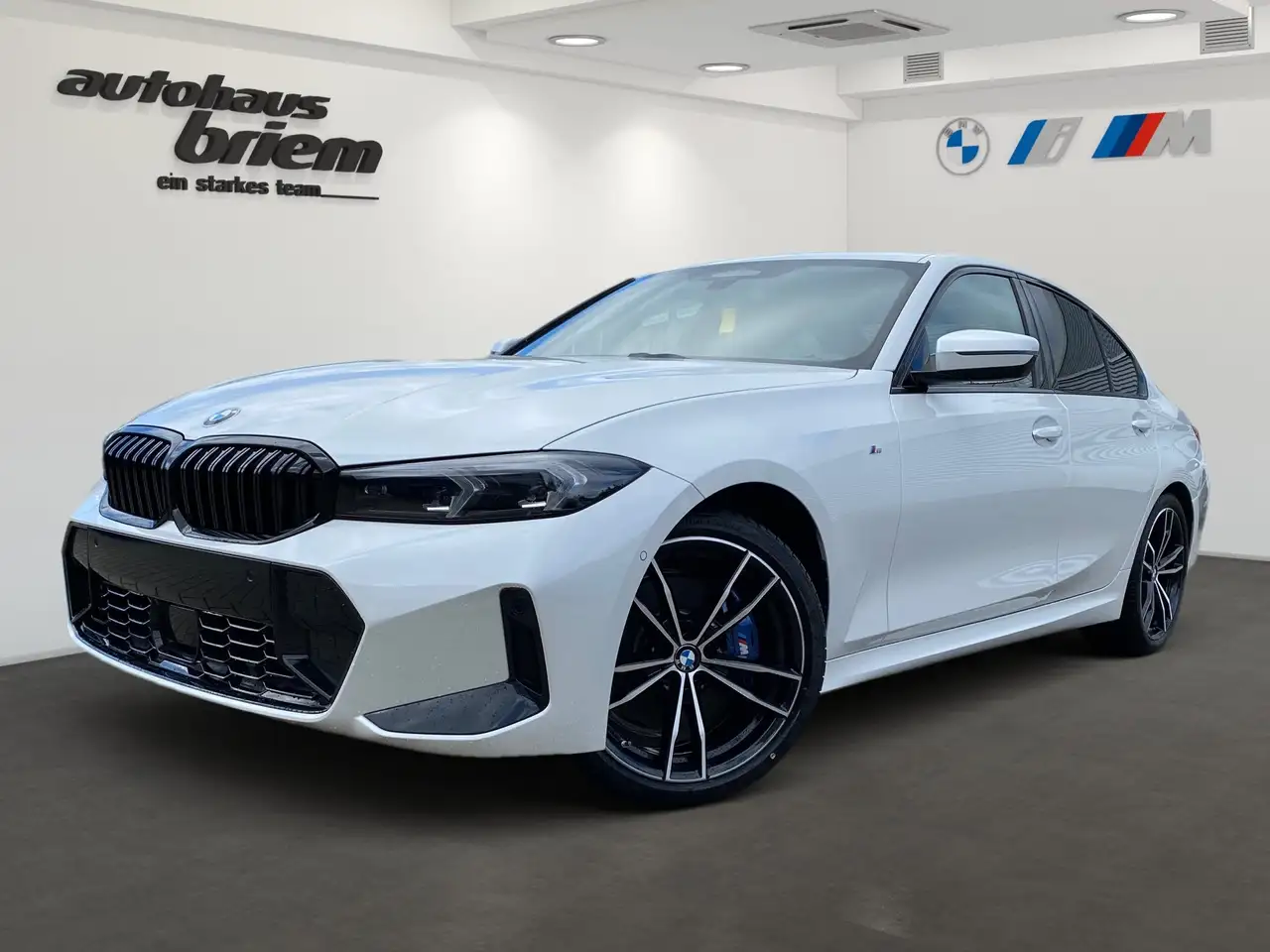 BMW 320