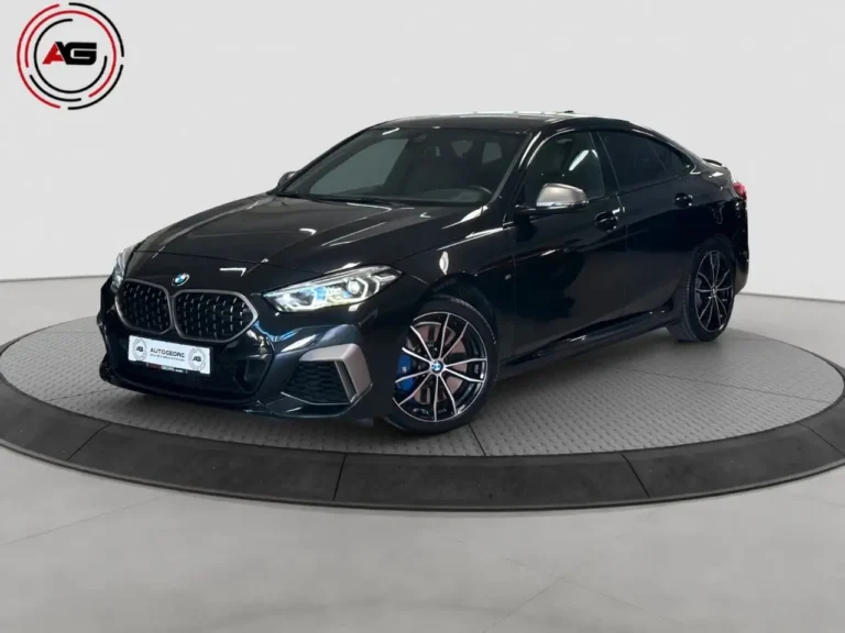 BMW 235