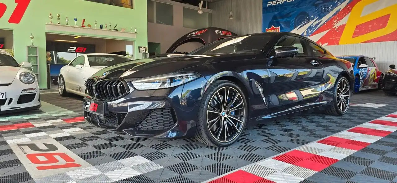 BMW 840