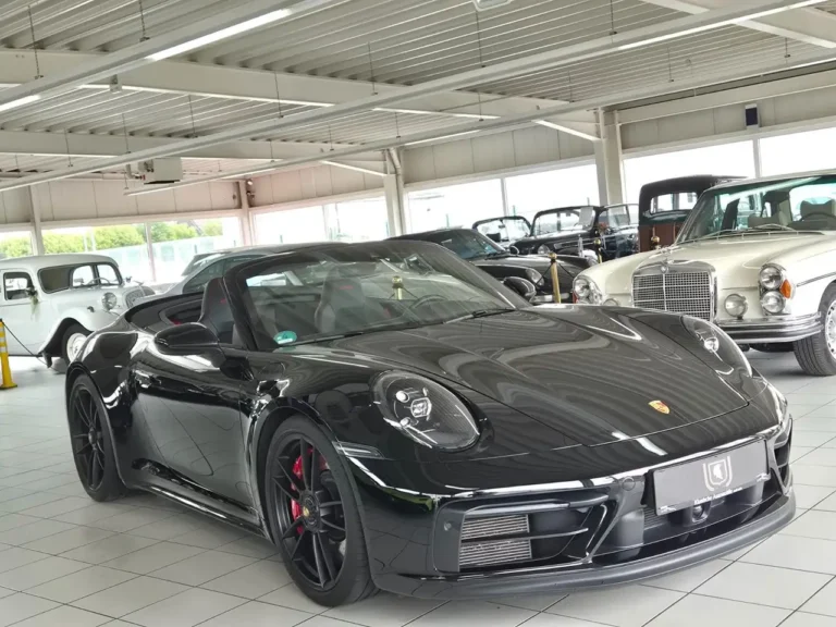 Porsche 992