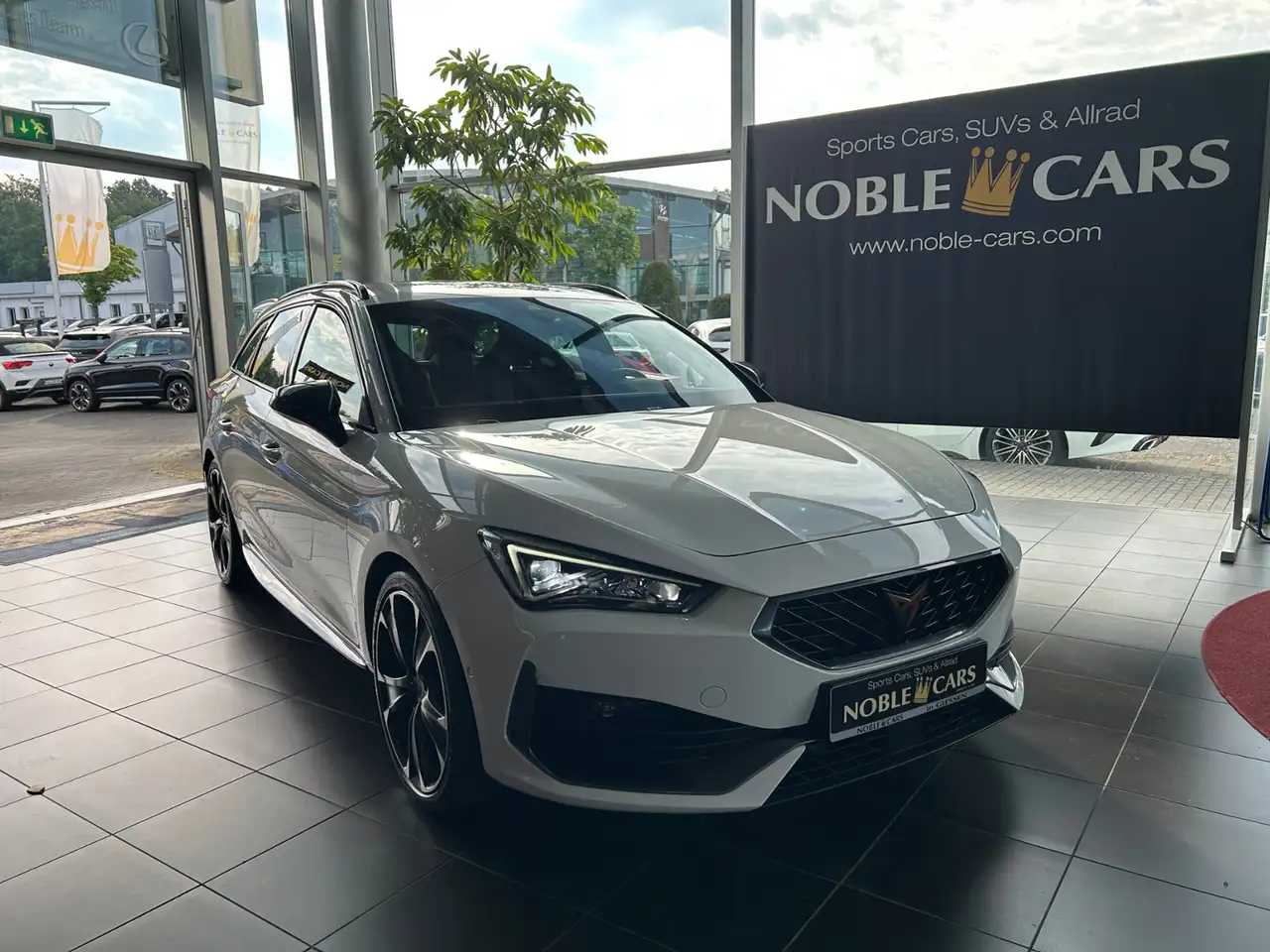 CUPRA Leon