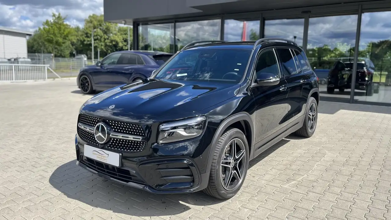 Mercedes-Benz GLB 200