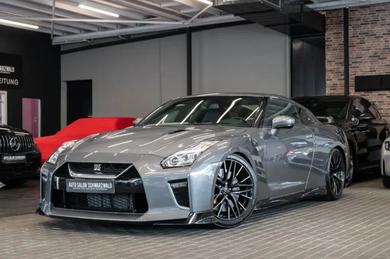Nissan GT-R