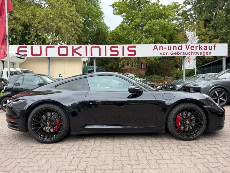 Porsche 992