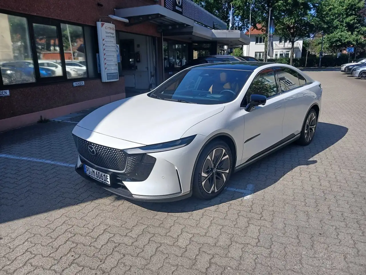 Mazda 6e