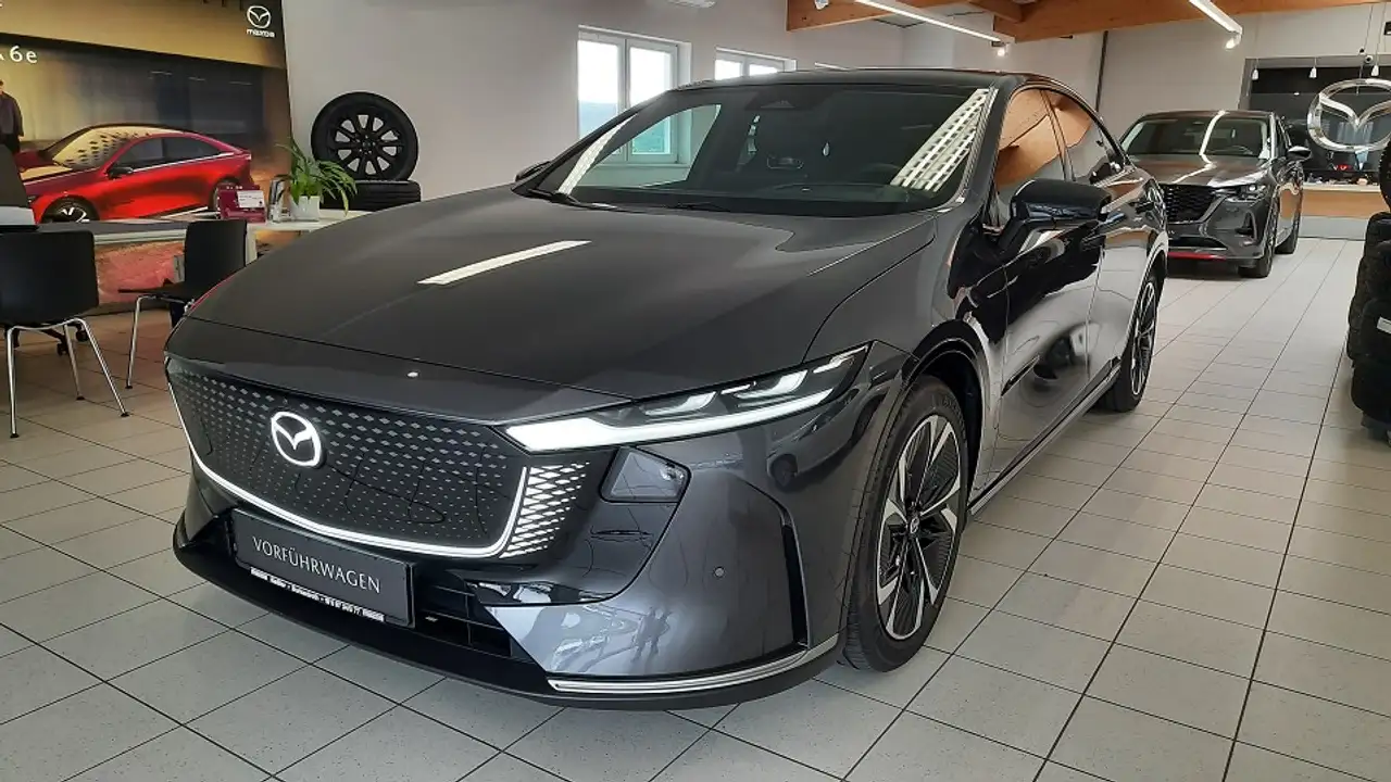 Mazda 6e