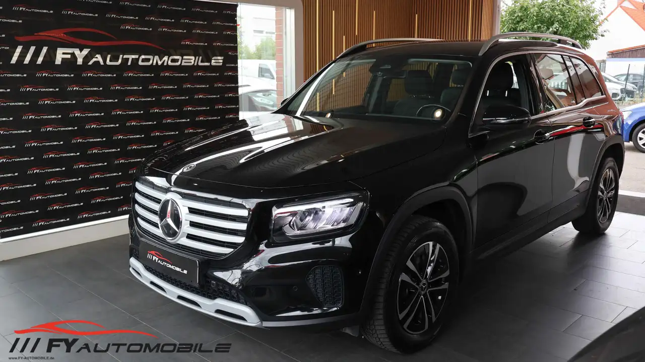 Mercedes-Benz GLB 200