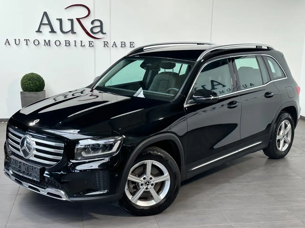 Mercedes-Benz GLB 200