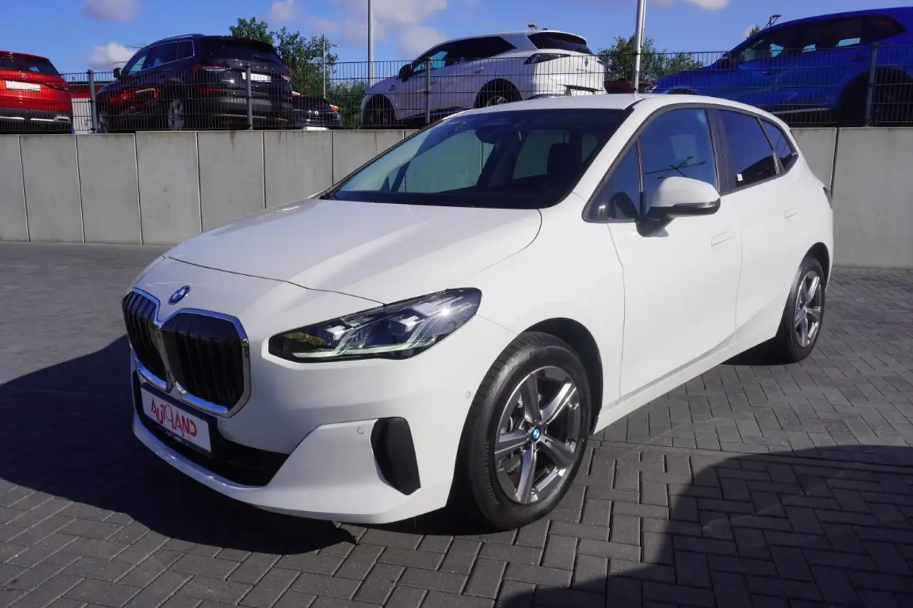 BMW 218