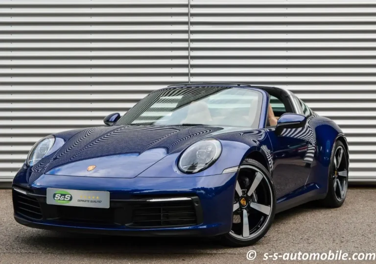 Porsche 992
