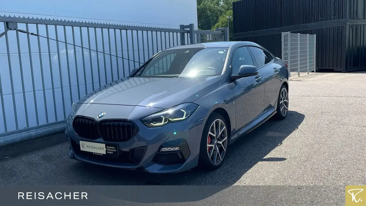 BMW 220