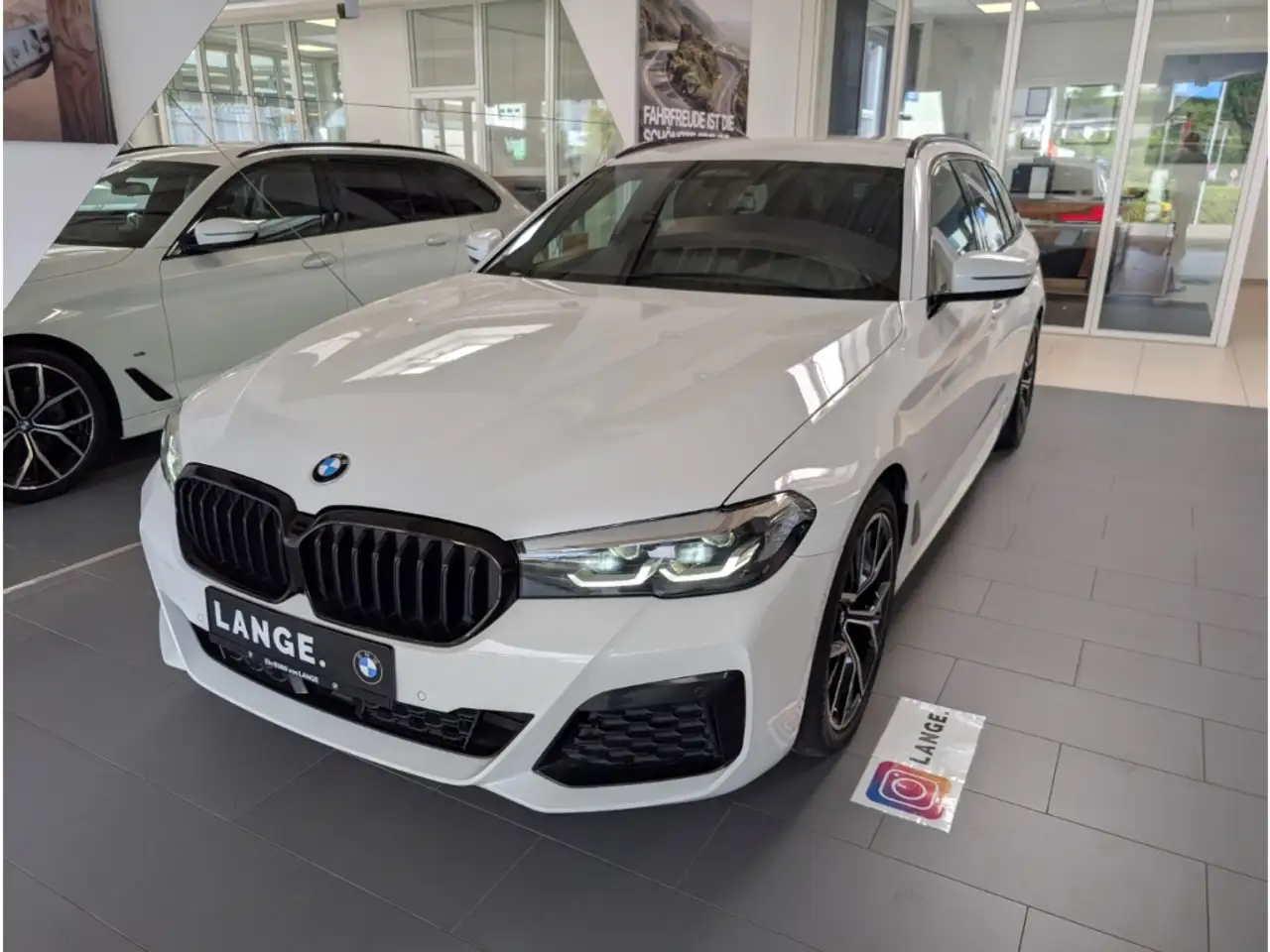 BMW 520