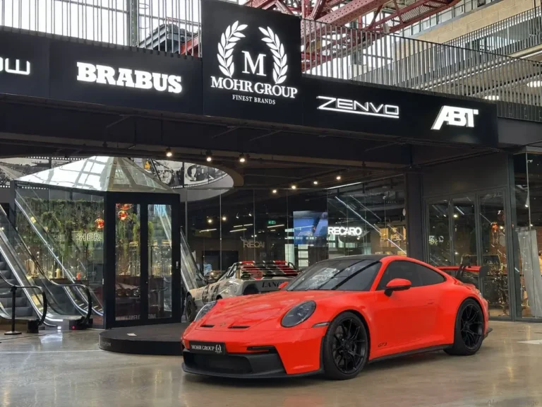 Porsche 992