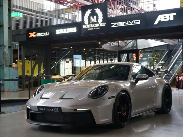 Porsche 992