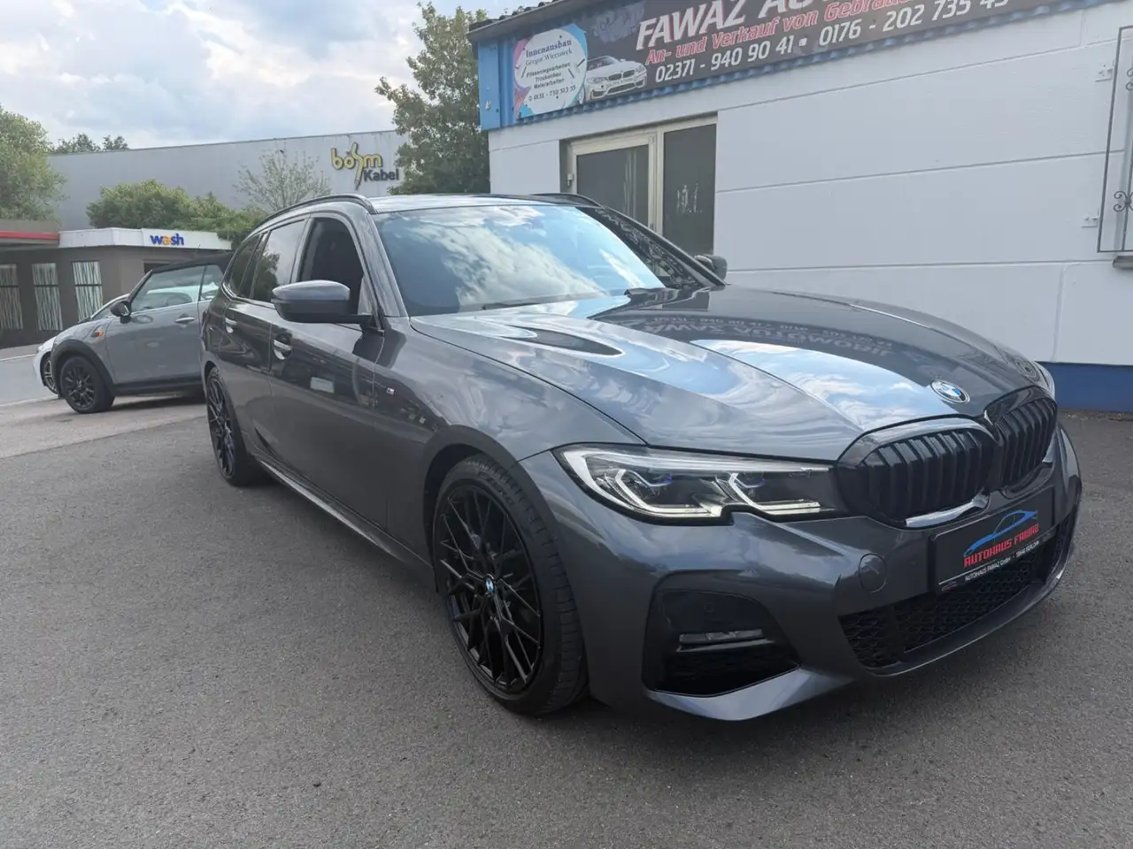 BMW 330