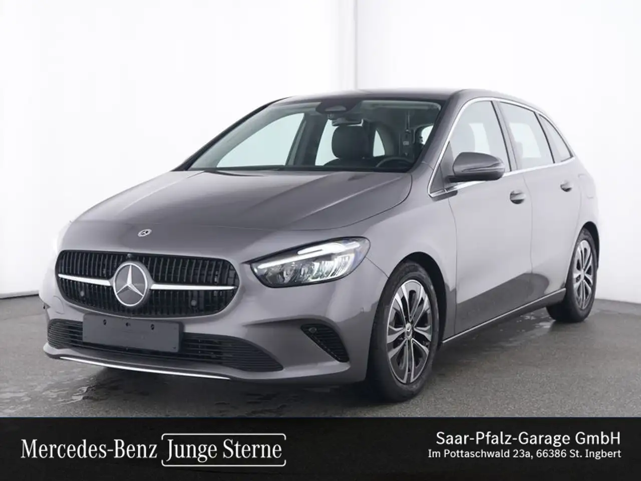 Mercedes-Benz B 180