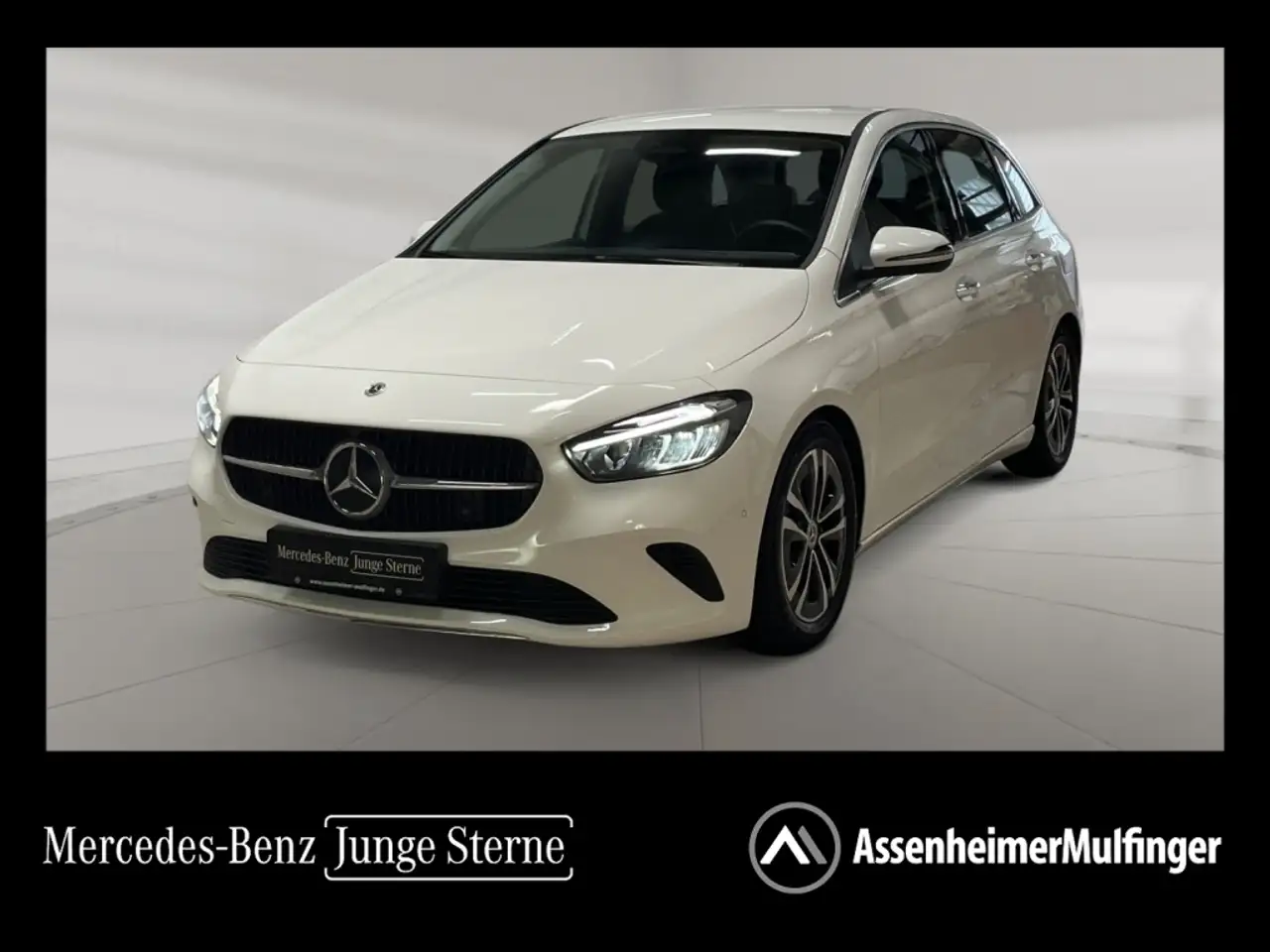 Mercedes-Benz B 180