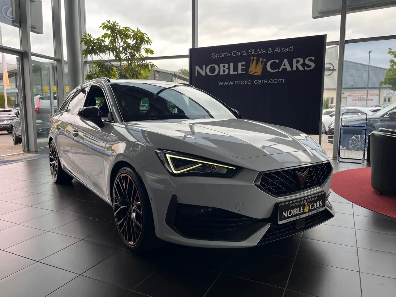 CUPRA Leon