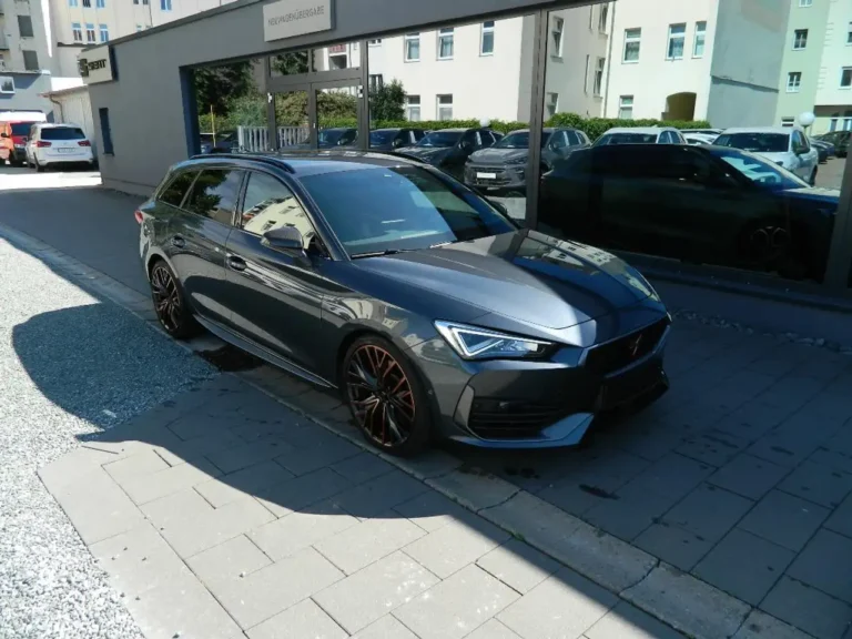 CUPRA Leon