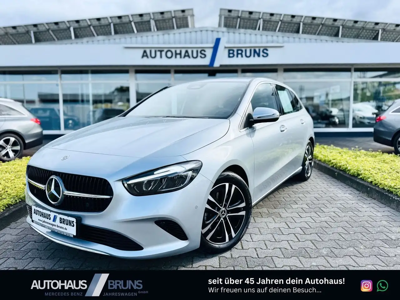 Mercedes-Benz B 180