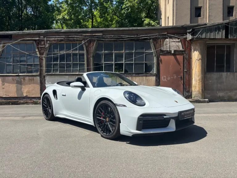 Porsche 992