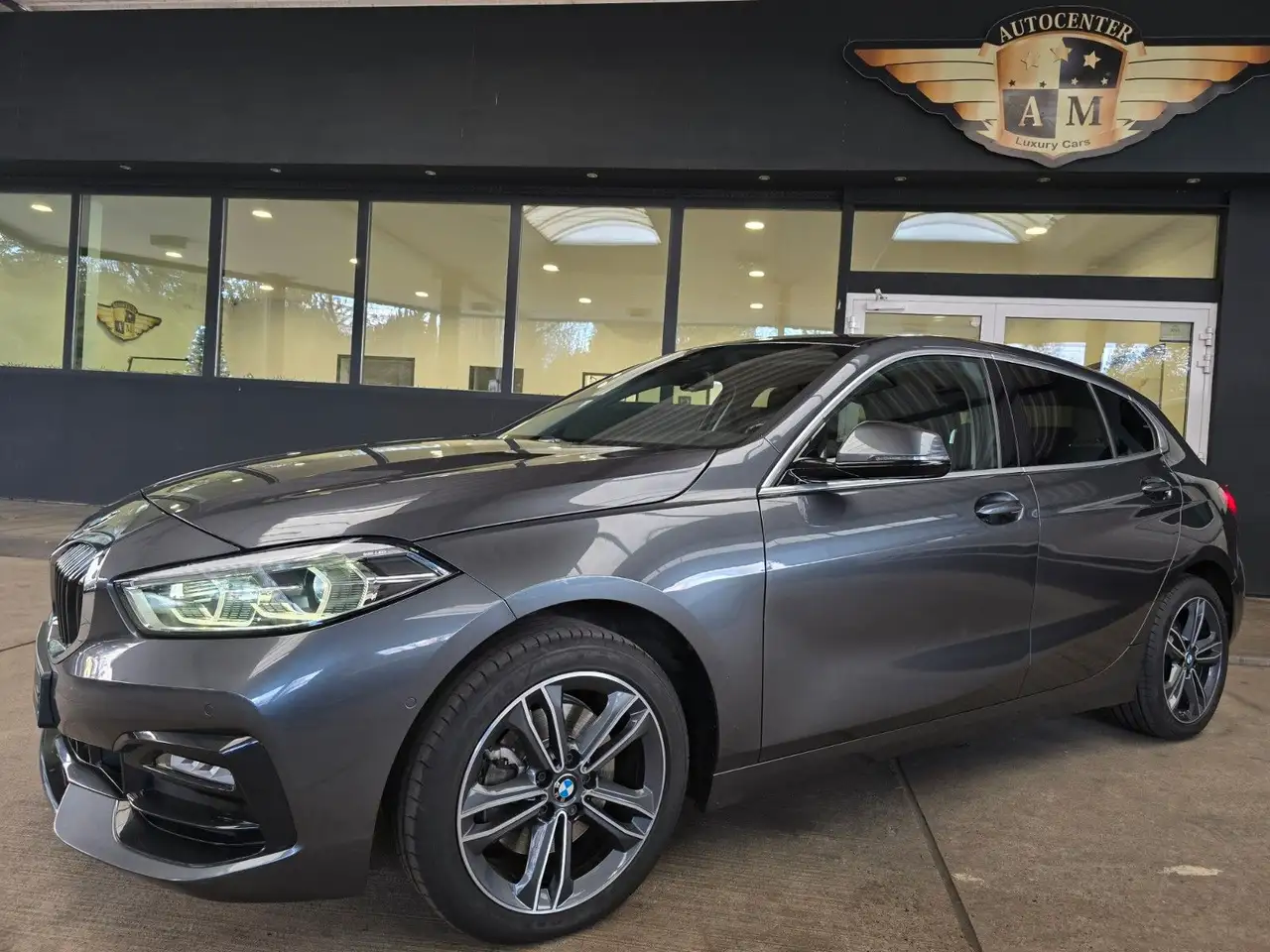 BMW 118