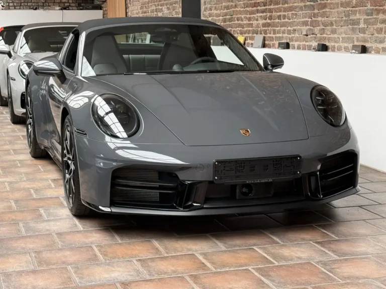 Porsche 992
