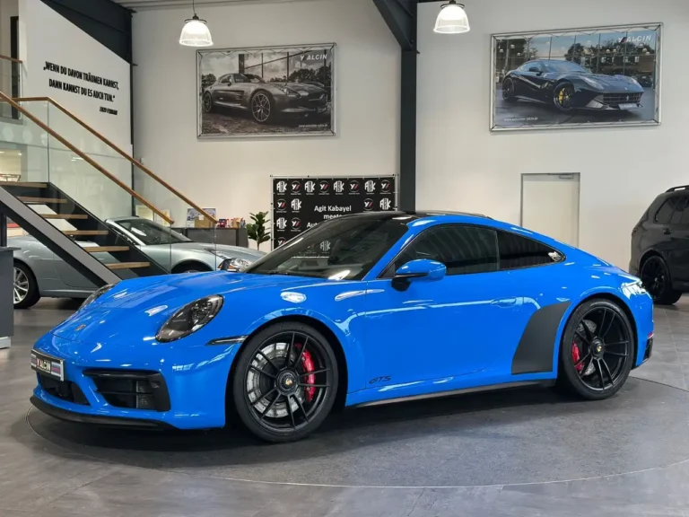 Porsche 992