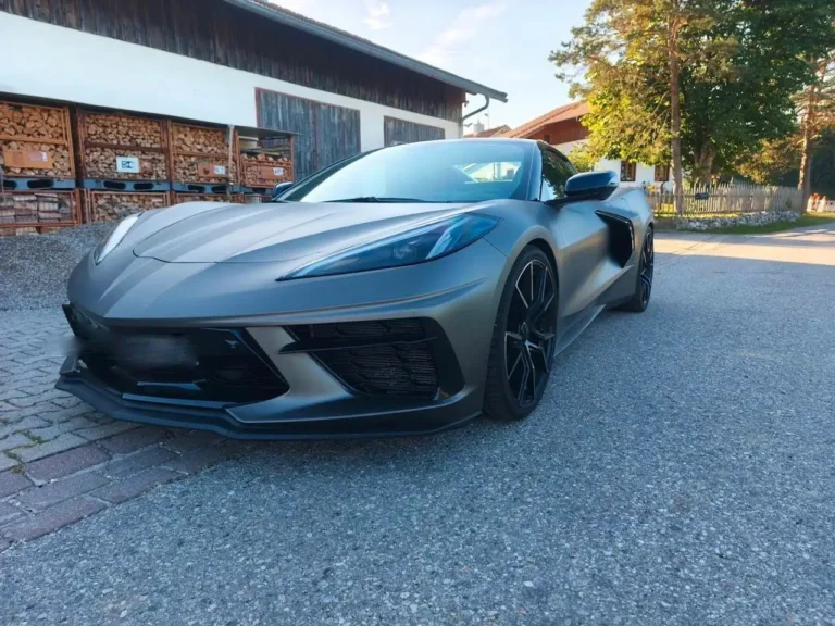 Corvette C8