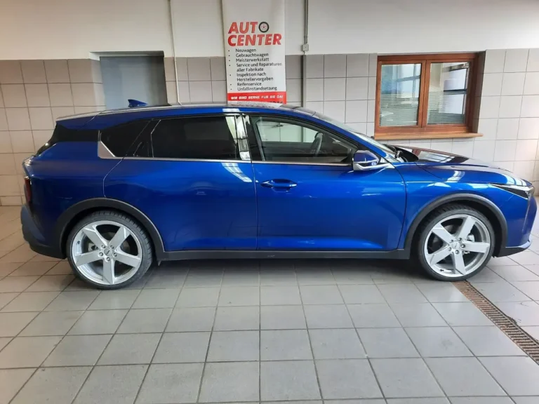 Kia K4