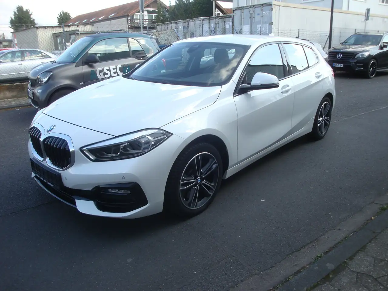 BMW 120