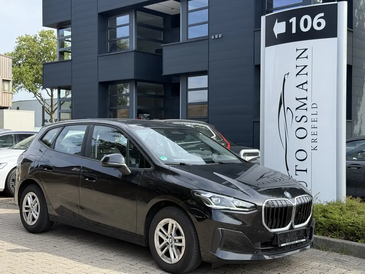 BMW 218