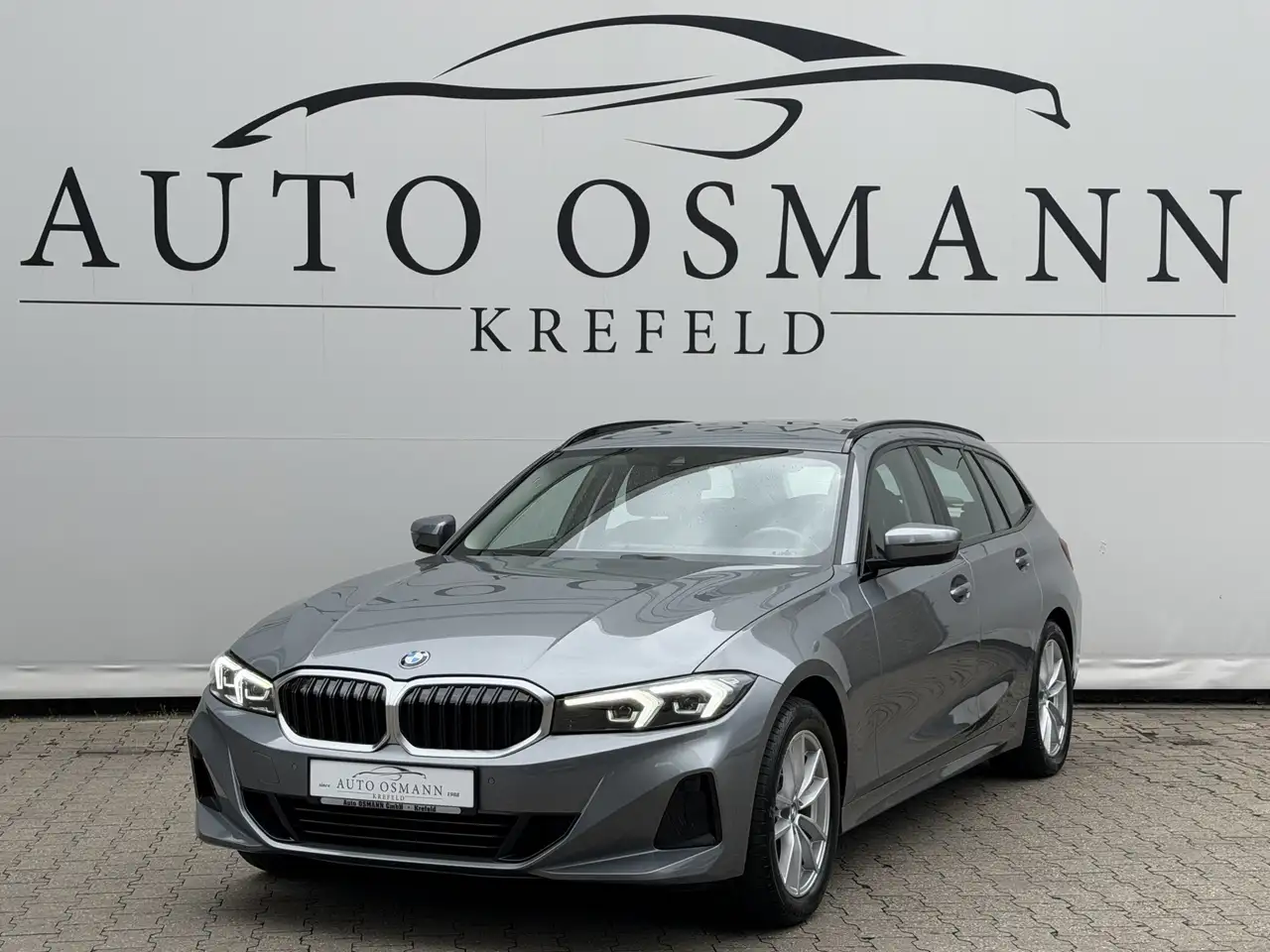 BMW 320
